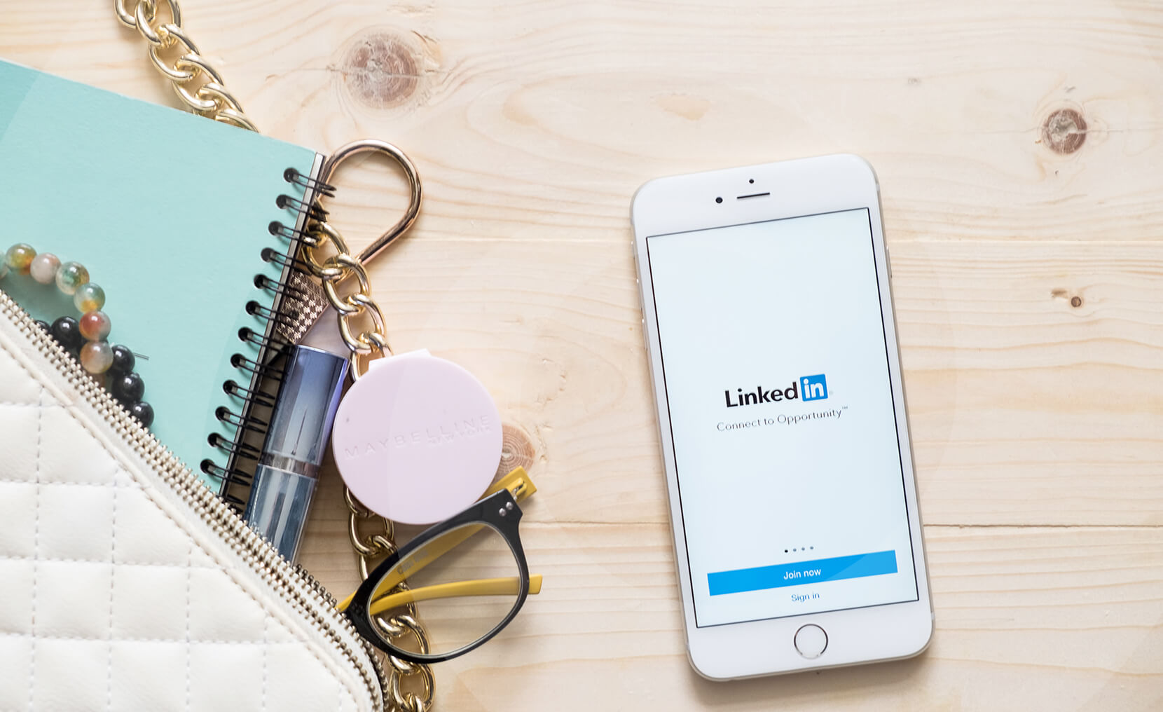 Linkedin showcase pages